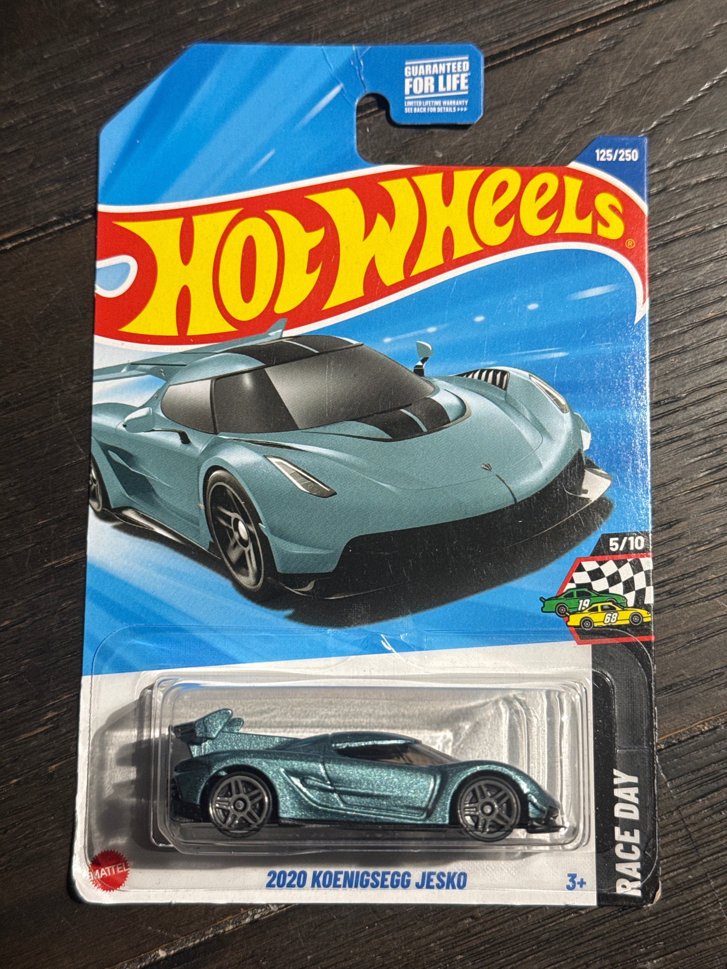 2025 Hot Wheels Mainline | 2020 Koenigsegg Jesko 125/250 Race Day 5/10 Blue