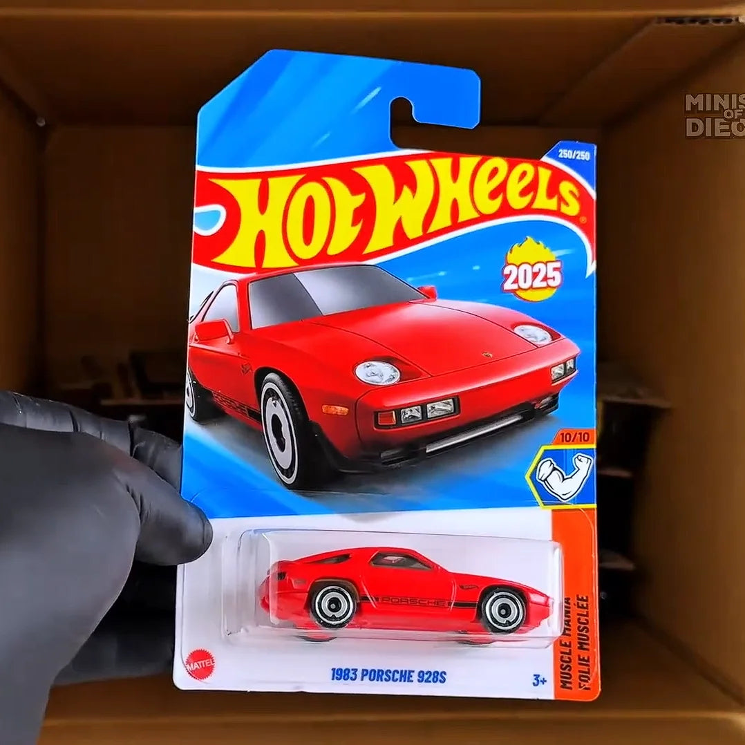2025 Hot Wheels Mainline | 1983 PORSCHE 928S 250/250 Muscle Mania 10/10