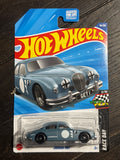 2025 Hot Wheels Mainline | Jaguar MK1 75/250 Race Day 2/10 Blue