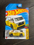 Hot Wheels Mainline 2025 VW T3 Custom 200/250 Peak Pursuit 3/10 Yellow